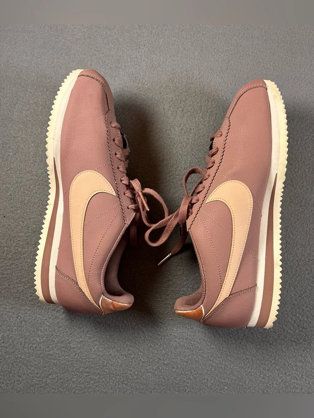Nike Cortez 72 Classic Particle Beige Smokey Mauve Women’s Size 9.5